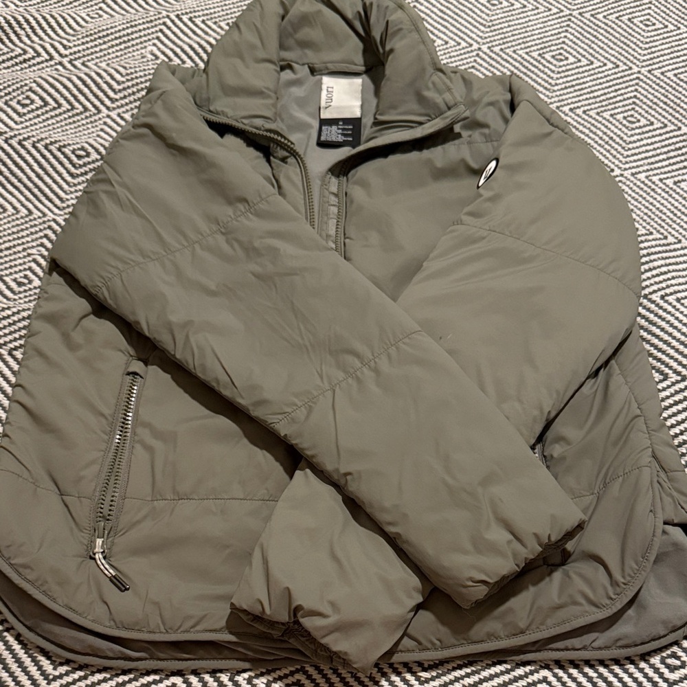 Vuori Olive Green Puffer Jacket